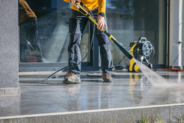 Best Driveway Pressure Washing  in Warrenton, MO